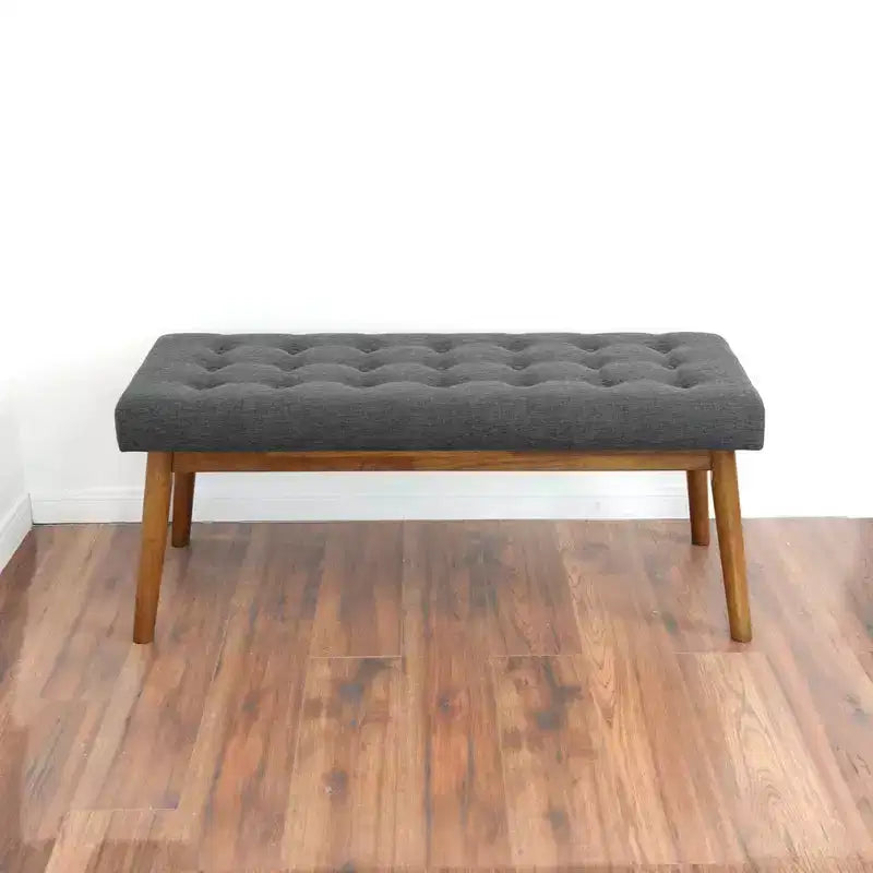 Panca in legno massello rivestita in tessuto trapuntato Ada Modern 43.00