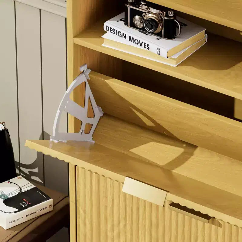 Scarpiera alta autoportante per 54 paia di scarpe - Truciolato naturale+MDF, 3 cassetti a ribalta, ripiani regolabili, contenitore nascosto per l'ingresso