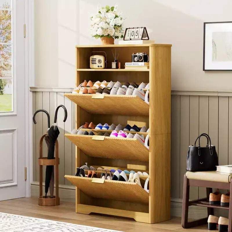 Scarpiera alta autoportante per 54 paia di scarpe - Truciolato naturale+MDF, 3 cassetti a ribalta, ripiani regolabili, contenitore nascosto per l'ingresso