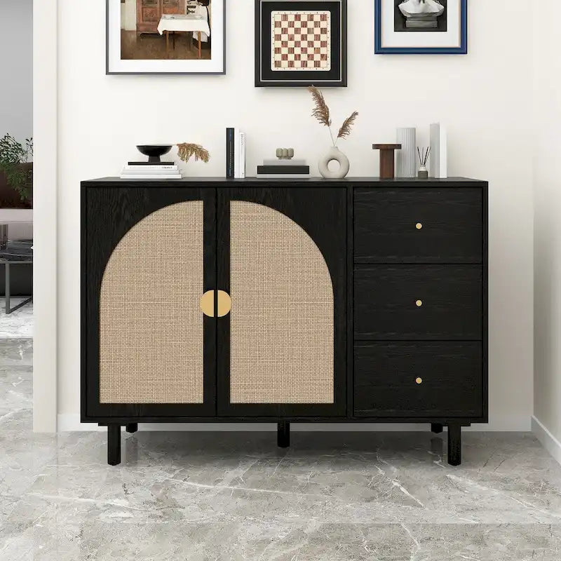Dispensa in legno con 2 ante e 3 cassetti, ripiani laminati regolabili, mobile contenitore per soggiorno e cucina